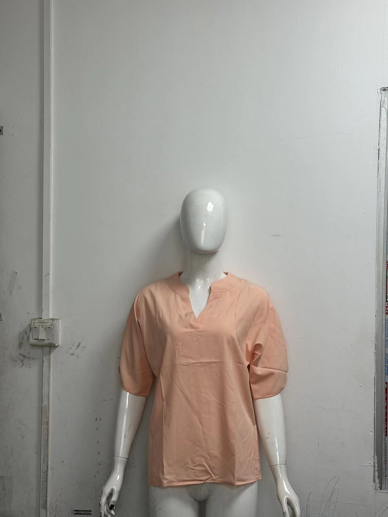 Blouse Fluide Col V – Chic & Décontracté