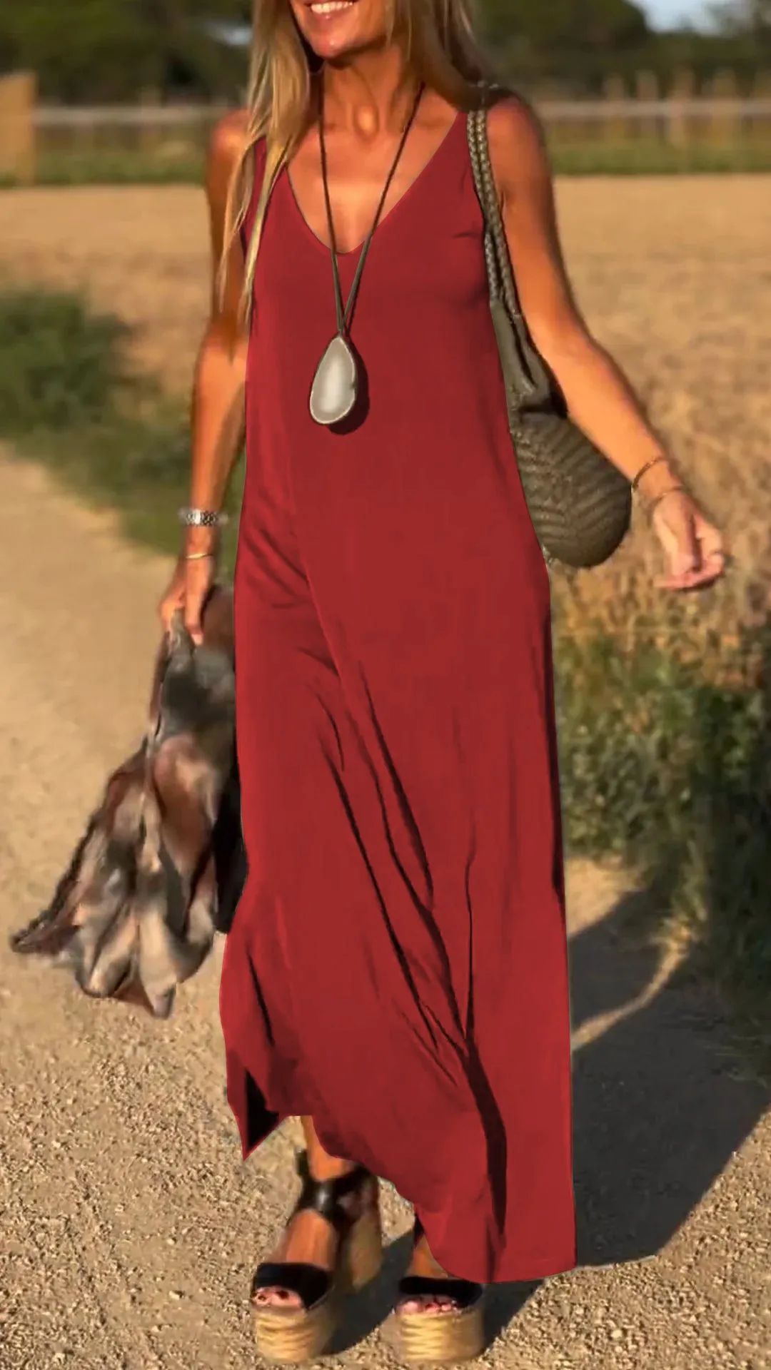 Robe tendance à bretelles, col en V sexy